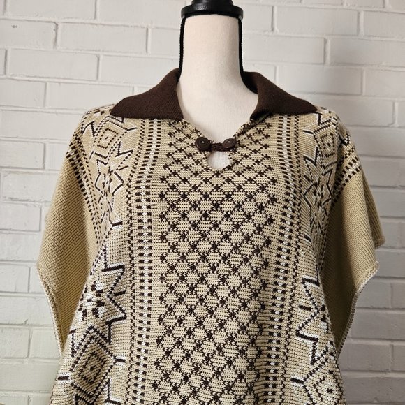 Vintage 70's Serape/Poncho w/Fringe - Picture 2 of 4